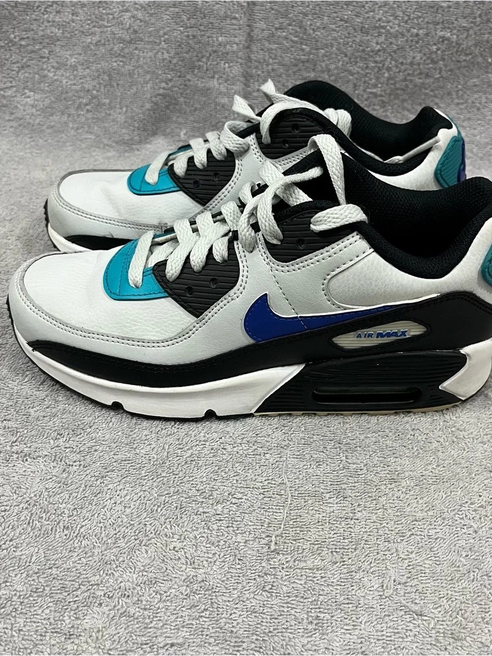 Nike Air Max 90 Size 4Y Black/Hyper Blue/Photon Dust CD6864-003 Youth